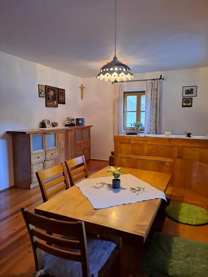 Mala Hisa Lägenhet Solčava Exteriör bild